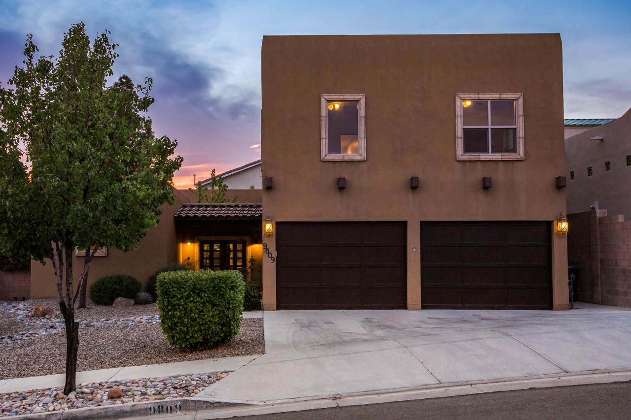 9809 Benton Street - Photo 1
