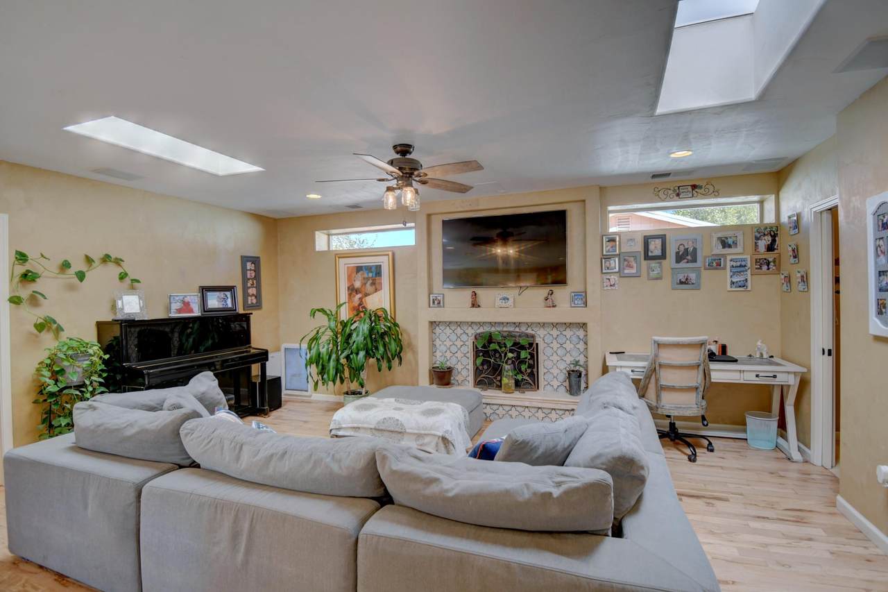 7821 Guadalupe Trail - Photo 1