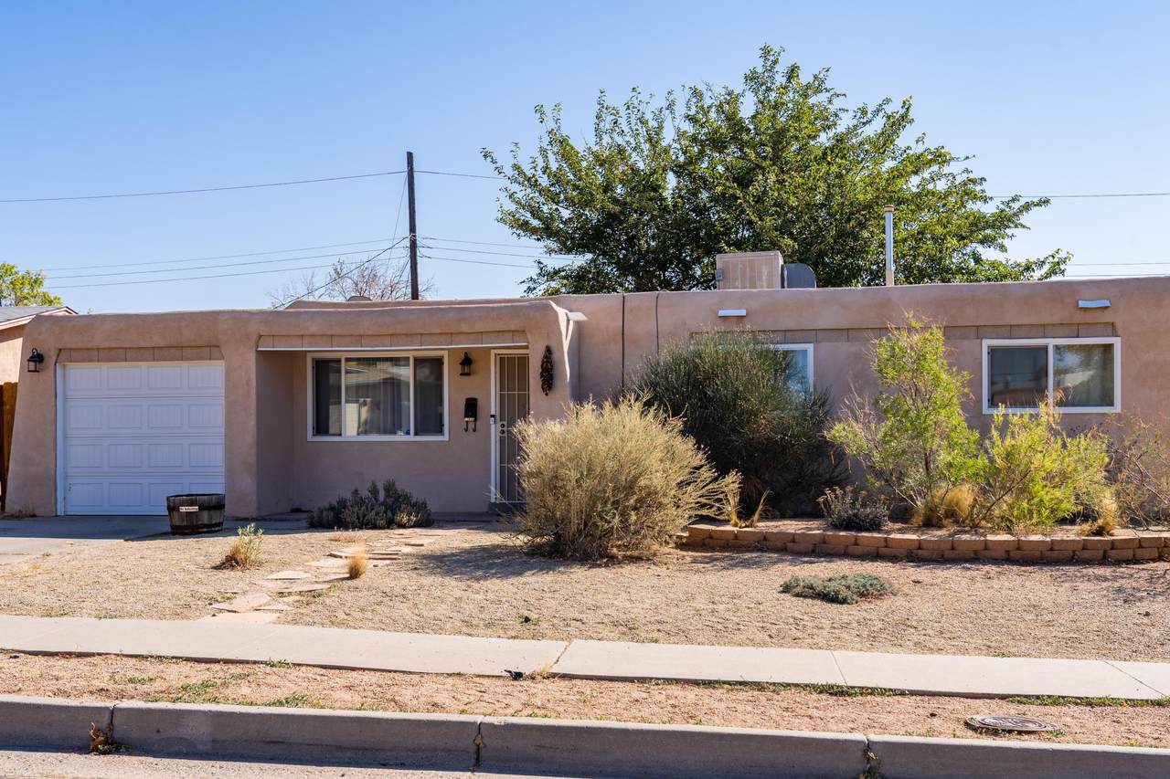 11620 La Cueva Lane - Photo 1