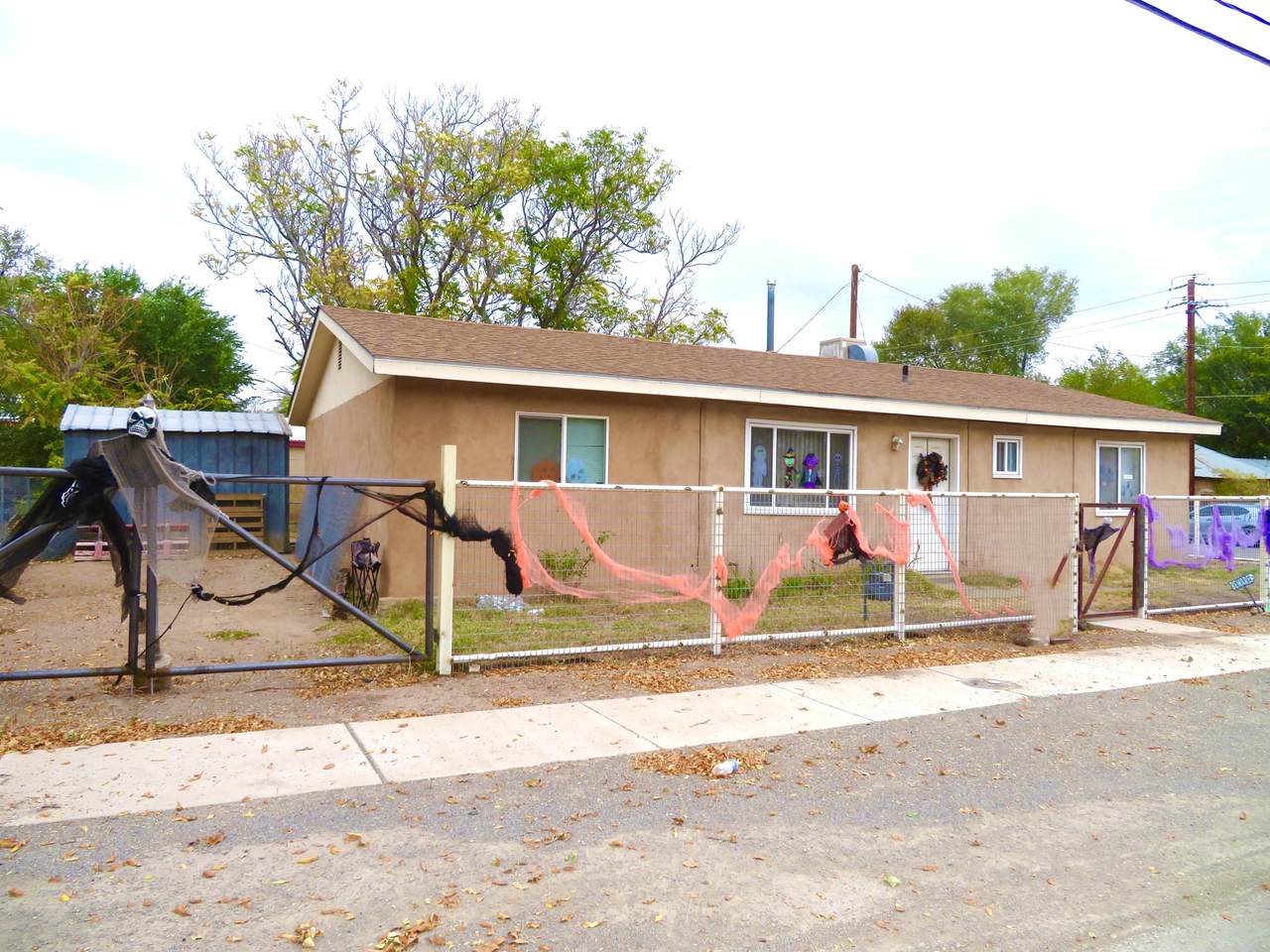 202 Bernard Avenue - Photo 1