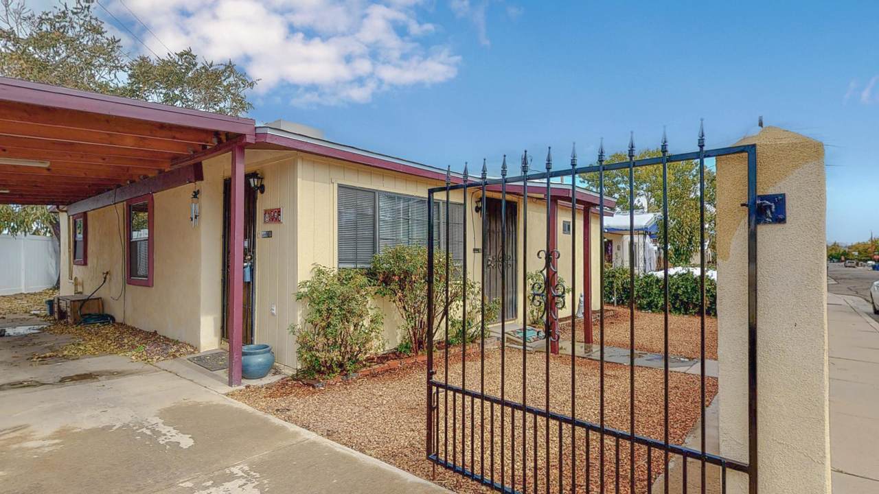 905 Santa Fe Avenue - Photo 1