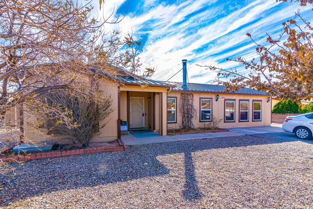 4534 Sunstone Way - Photo 1