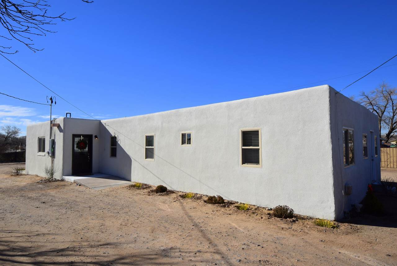 3120 Amalia Road - Photo 1