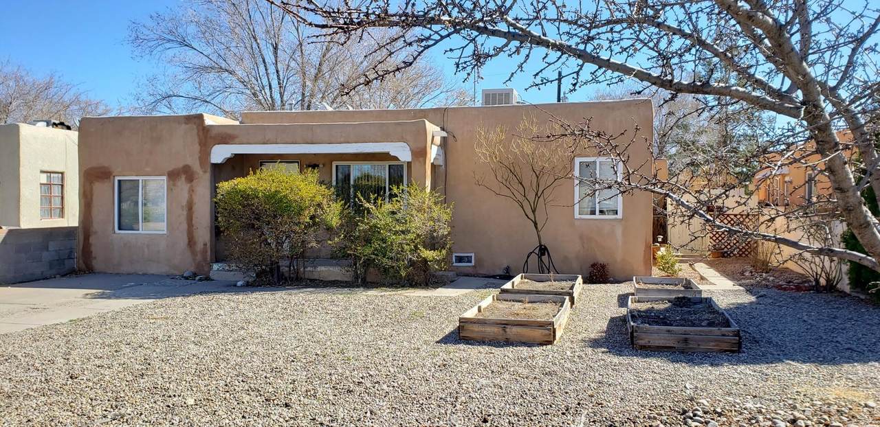 318 Monroe Street - Photo 1
