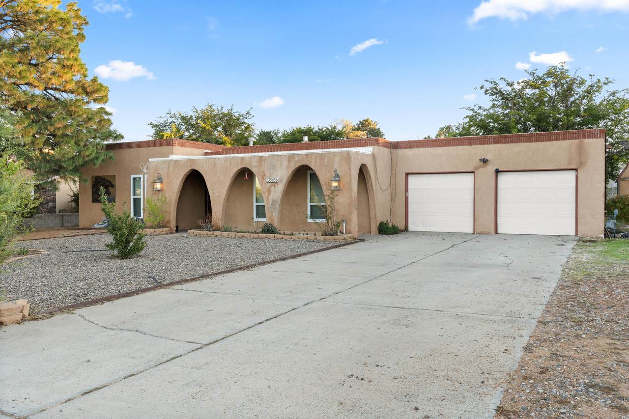 5036 Fairfax Drive - Photo 1