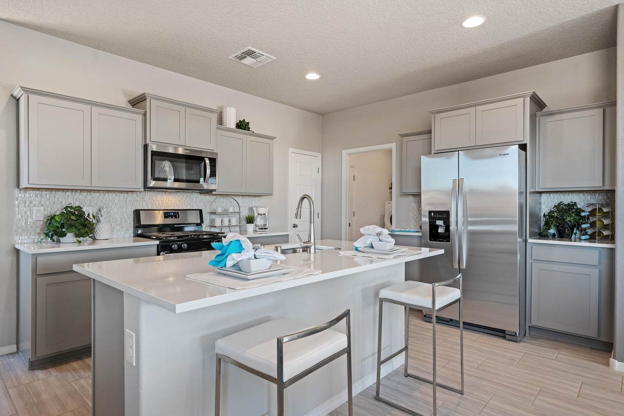 4803 Mount Salas Street - Photo 1