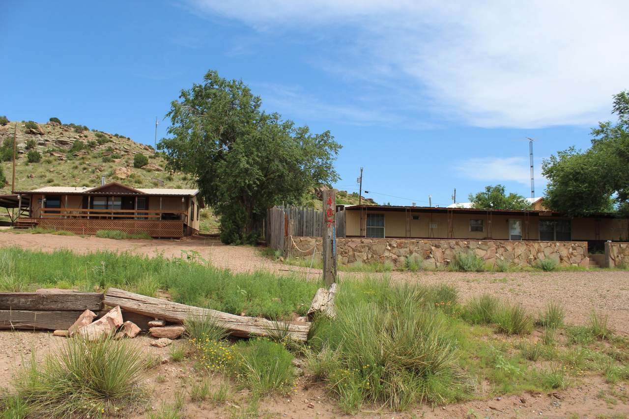 405 & 407 Bullhead Drive - Photo 1