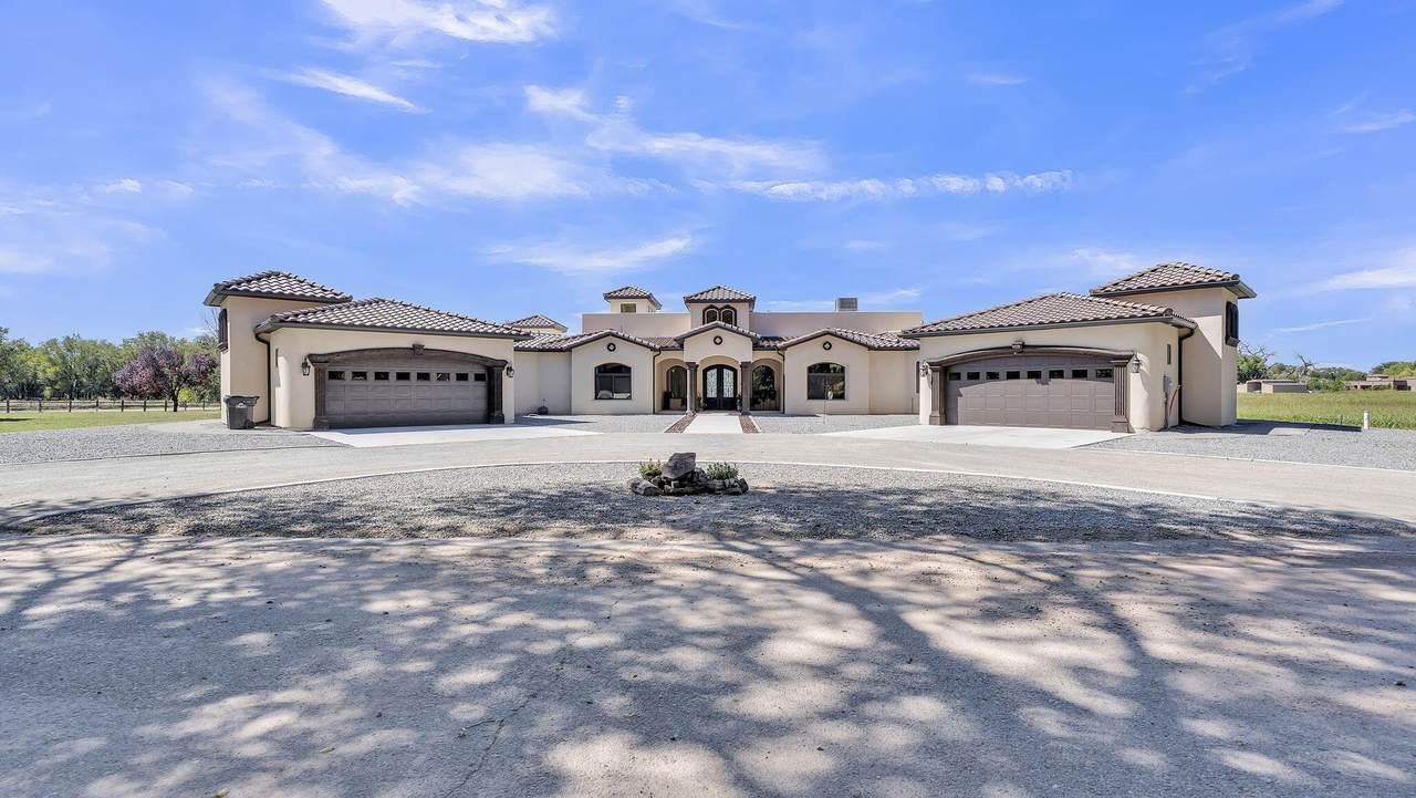 14 Hacienda Del Valle - Photo 1