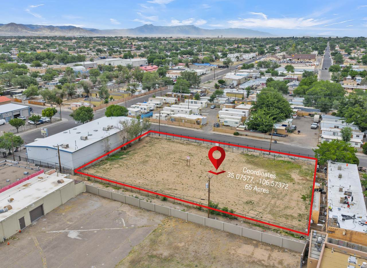 6525 Cochiti Road - Photo 1