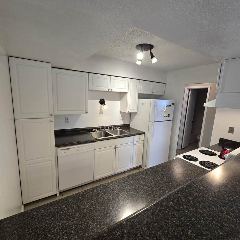 3855 Montgomery Boulevard - Photo 1