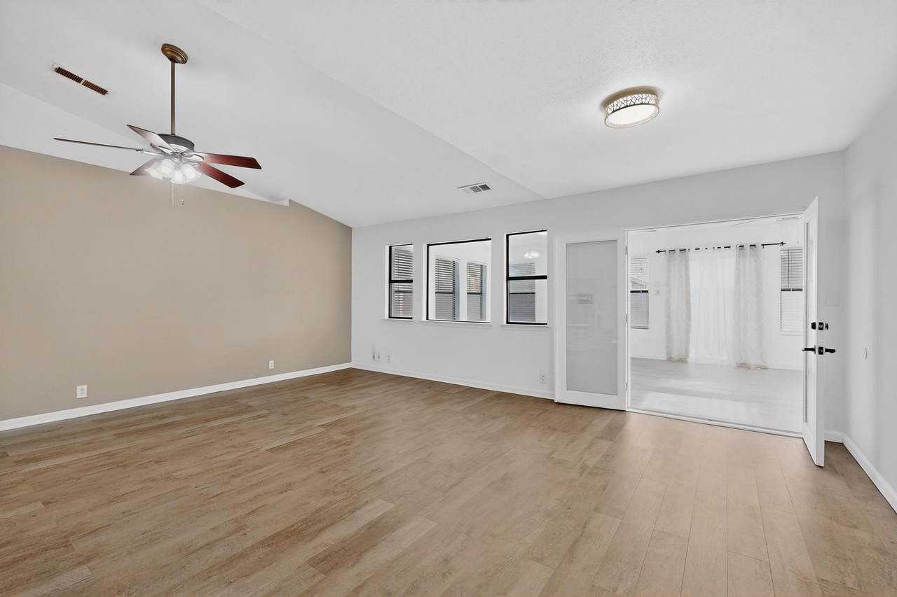 2012 Aspenwood Avenue - Photo 1
