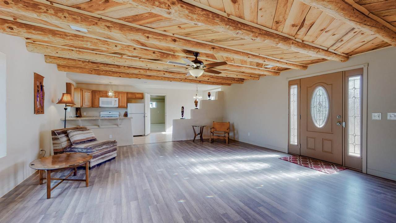 3479 3481 Main Street - Photo 1