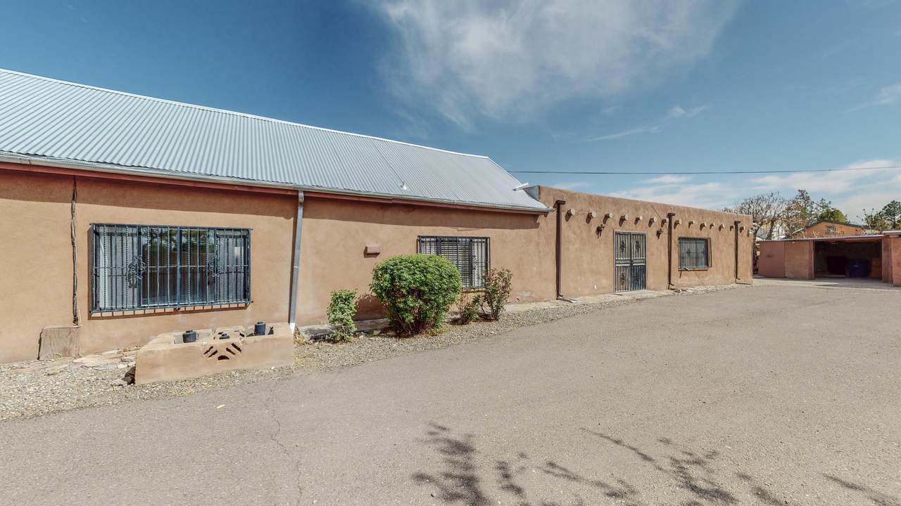 1520 Mountain Road - Photo 1