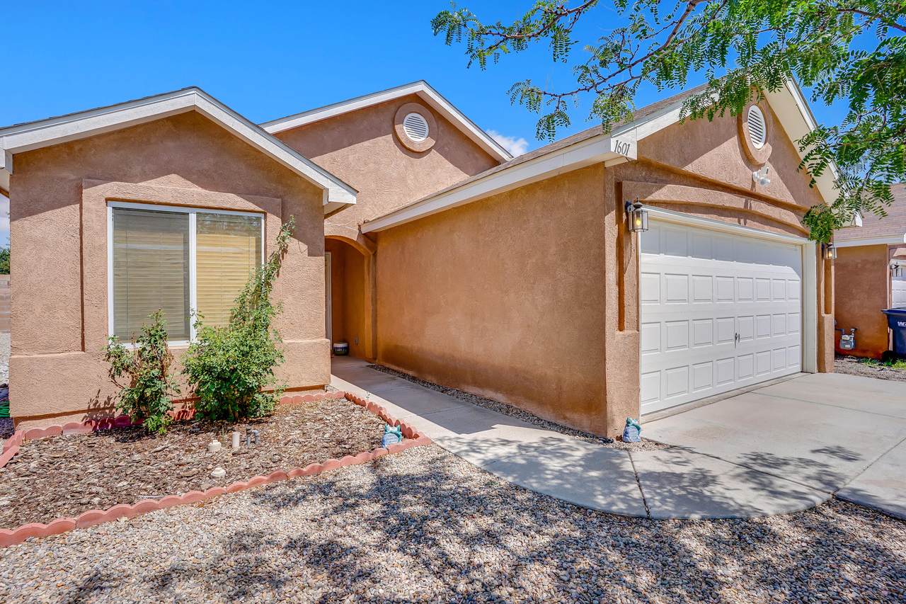 1601 Questa Road - Photo 1