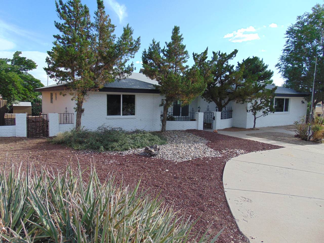 14000 Sunglow Drive - Photo 1