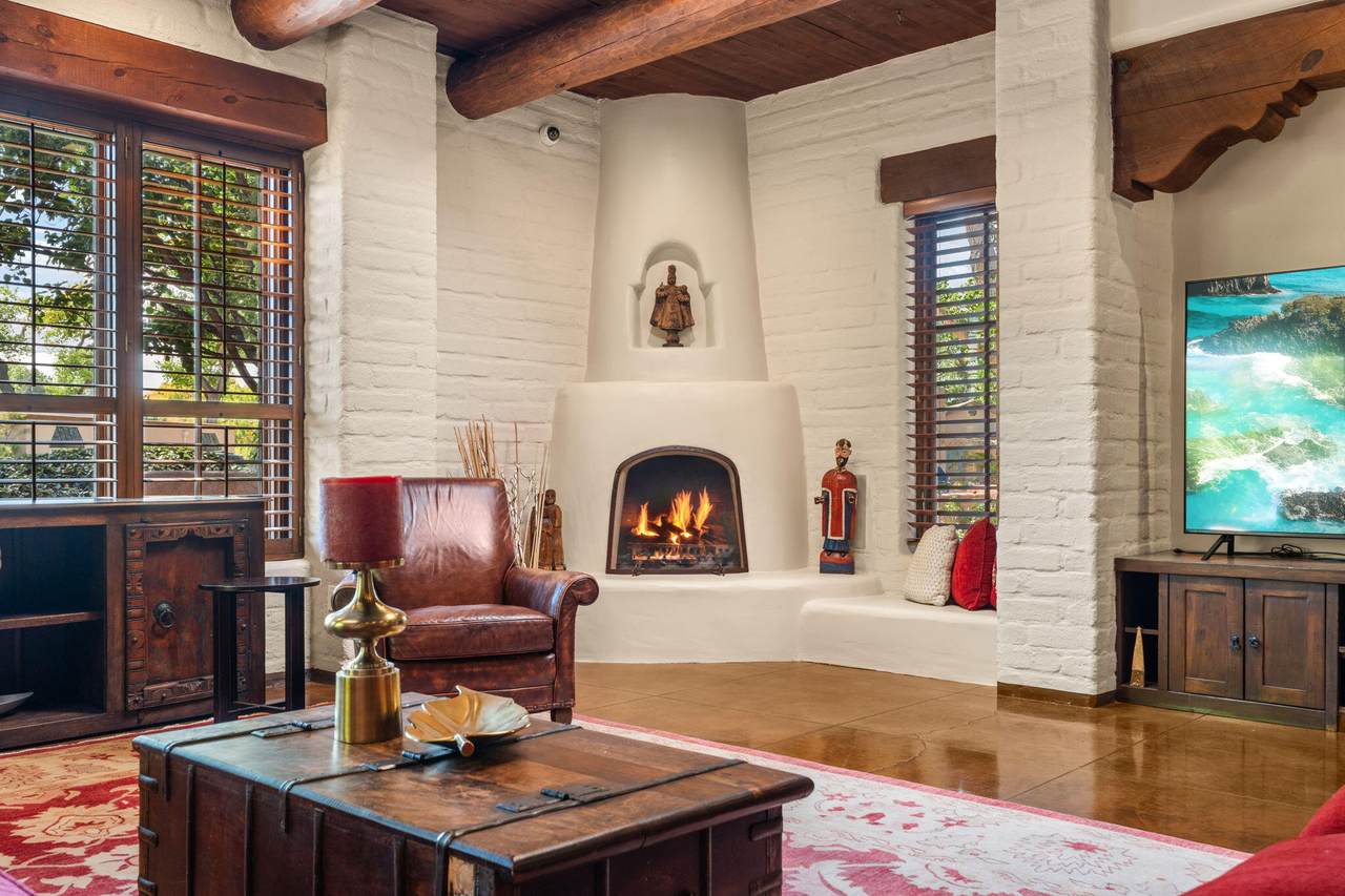 1623 Francisca Road - Photo 1