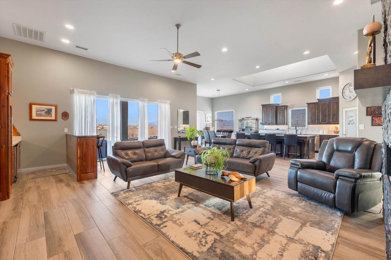 704 Gregg Road - Photo 1