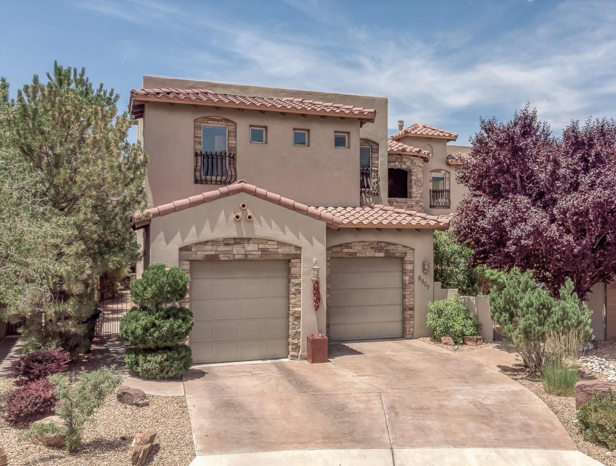 8909 Oakland Court - Photo 1