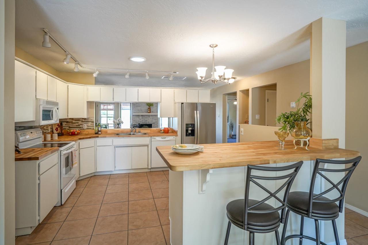 1129 Landman Drive - Photo 1