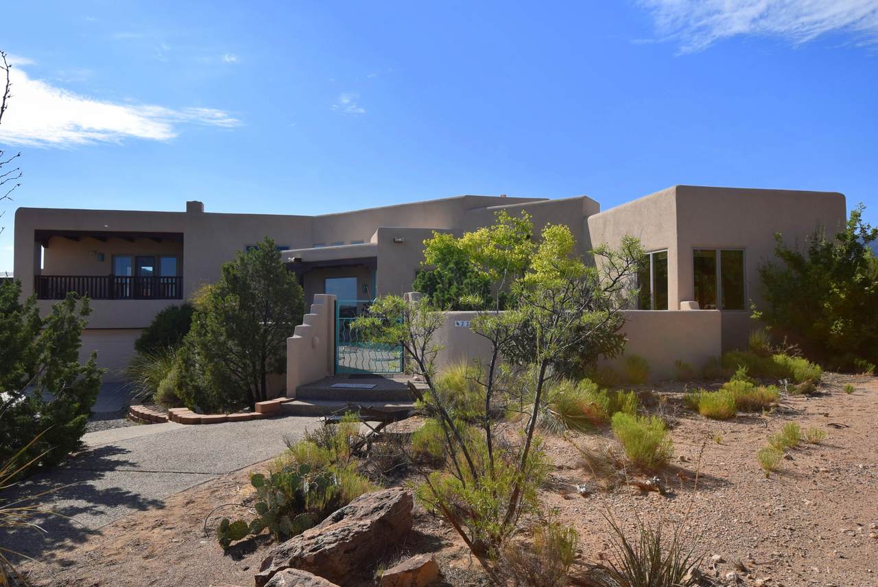 22 Tierra Madre Court - Photo 1