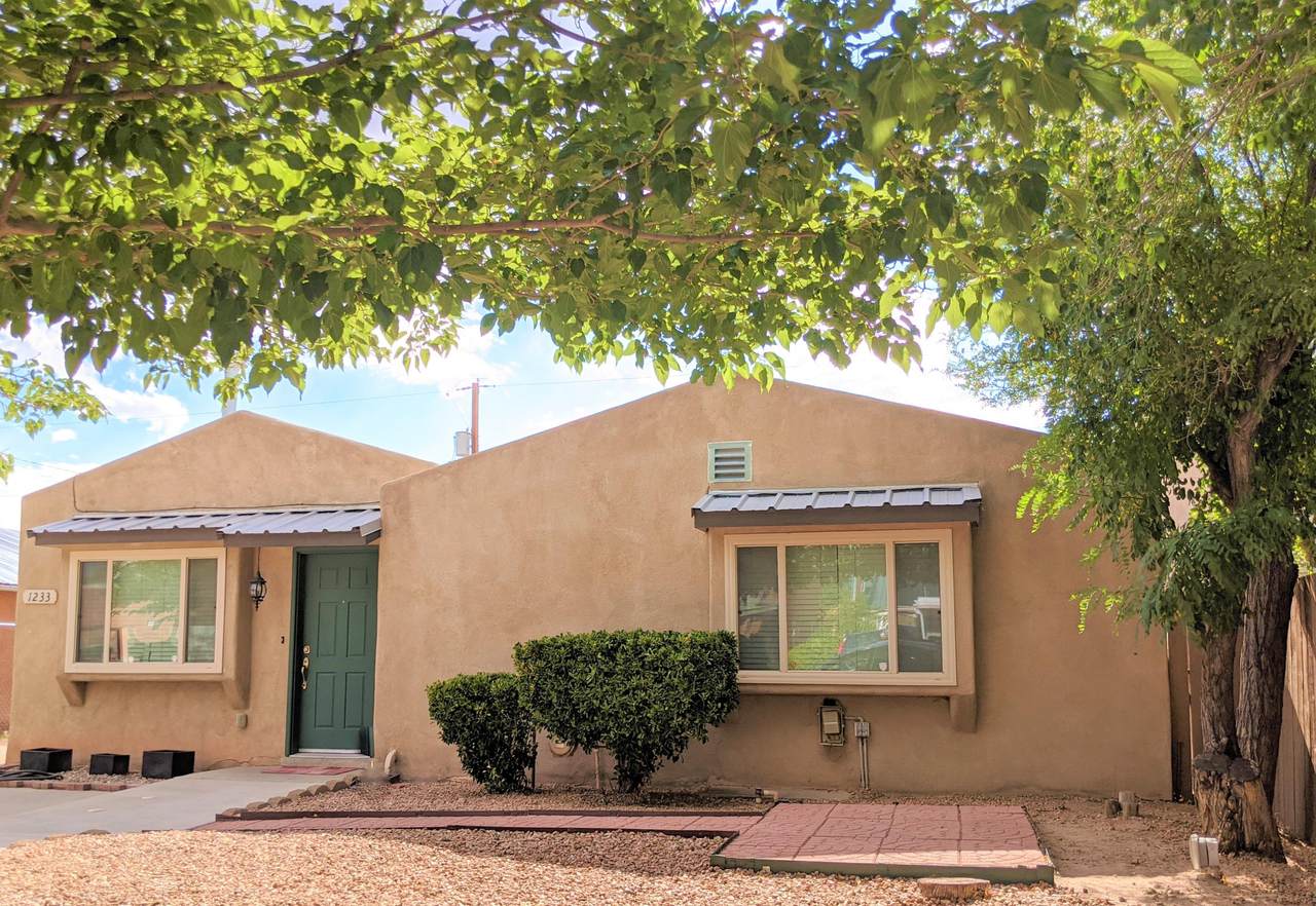 1233 8TH Street - Photo 1
