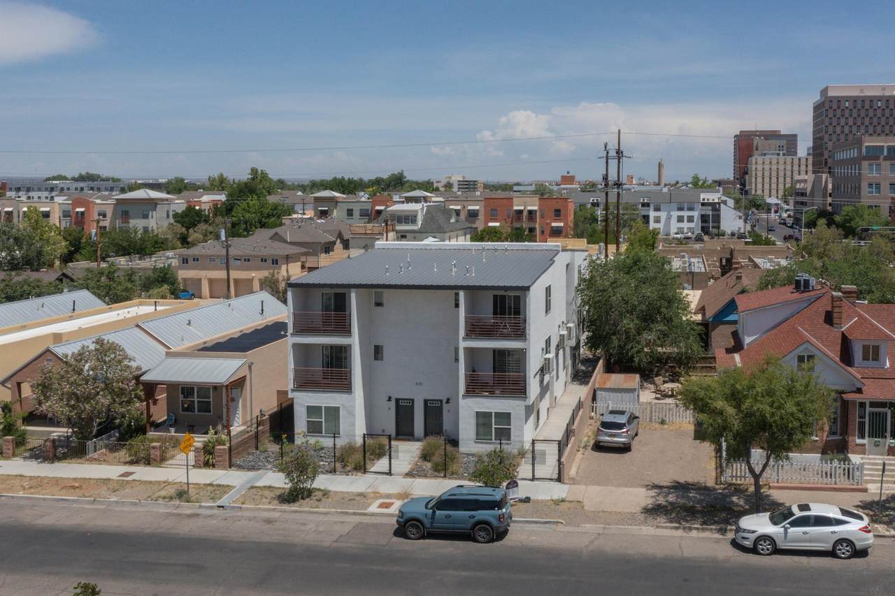 615 Iron Avenue - Photo 1