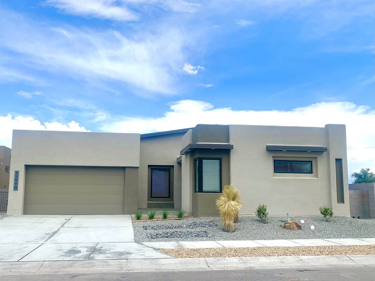 9200 Balloon Glow Lane - Photo 1