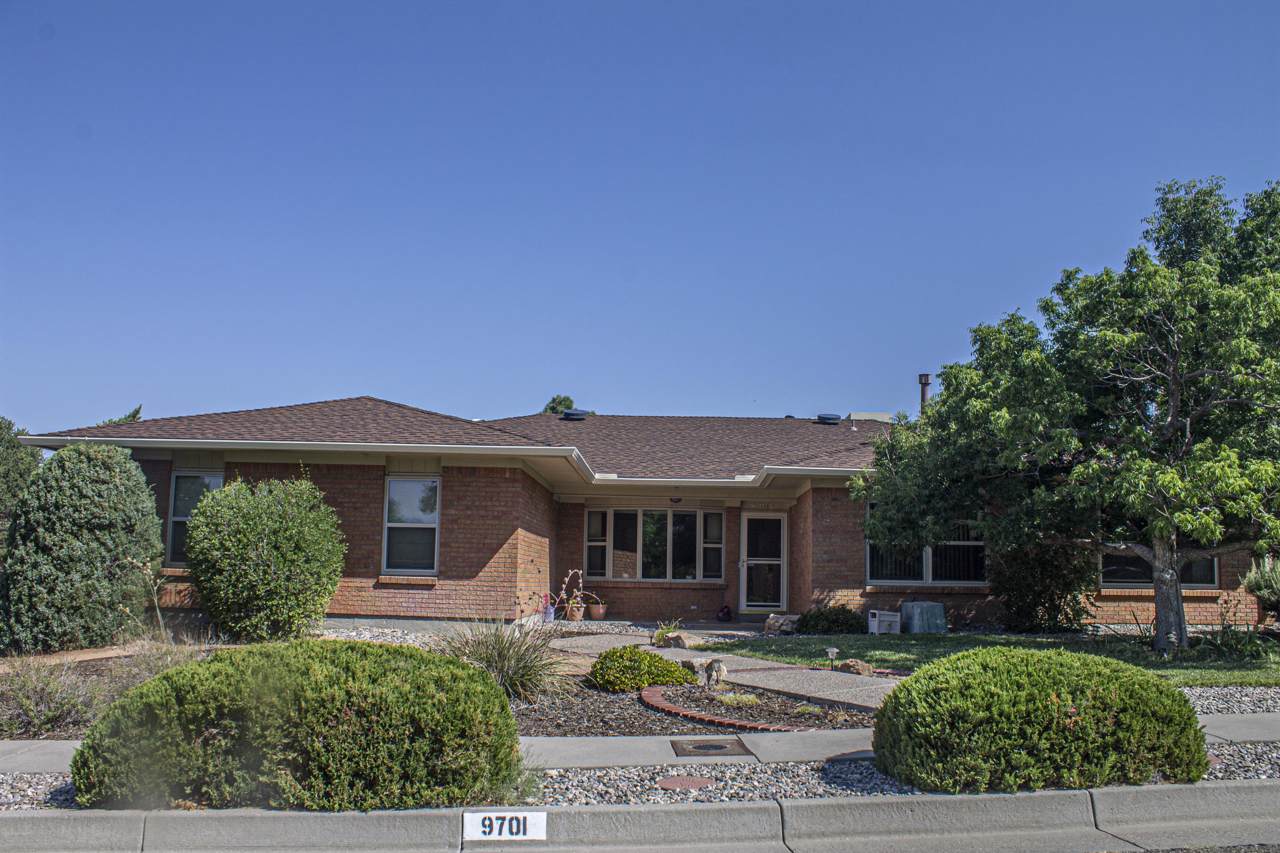 9701 Admiral Dewey Avenue - Photo 1