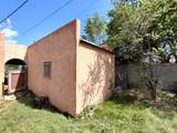 109 Limit Avenue - Photo 19