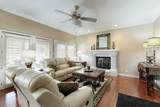 6404 Oak Hill - Photo 18