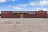 221 Broadway Boulevard - Photo 3