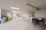 221 Broadway Boulevard - Photo 38