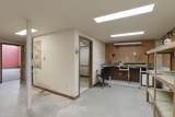 221 Broadway Boulevard - Photo 36