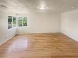916 Dakota Street - Photo 9