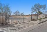 215 Wisconsin Street - Photo 2