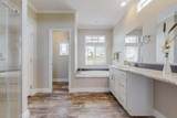57 Majestic - Photo 20