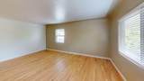 1209 Doctor Martin Luther King Juni Avenue - Photo 10