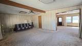 814 Foster - Photo 6