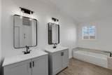 67 Highland Boulevard - Photo 18