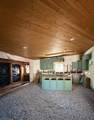 23 Skyland Boulevard - Photo 9