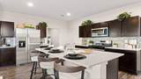 1501 Gleneagles Street - Photo 3