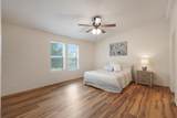 984 Hollywood Boulevard - Photo 14