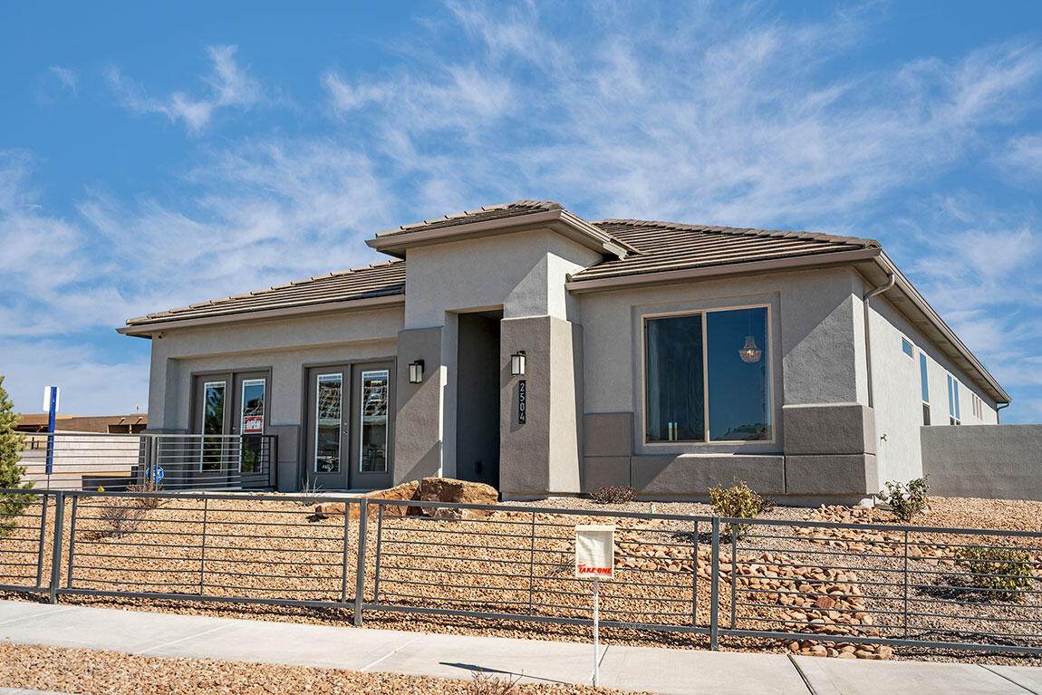 2513 Mccauley Loop - Photo 1