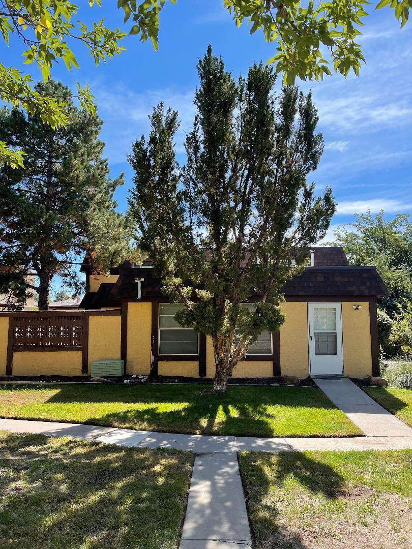 8437 Heights Road - Photo 1