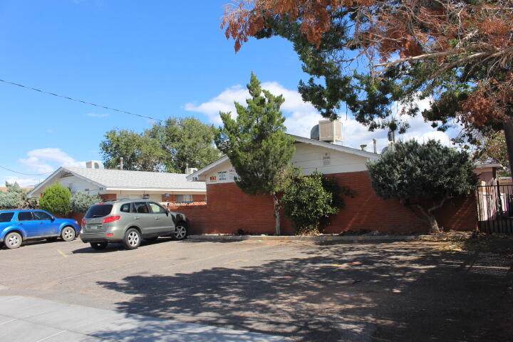 324 Charleston Street - Photo 1