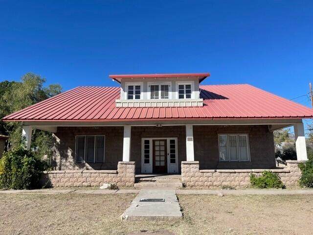 601 Park Street - Photo 1