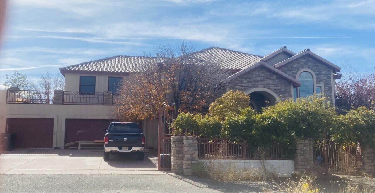11610 Holly Avenue - Photo 1