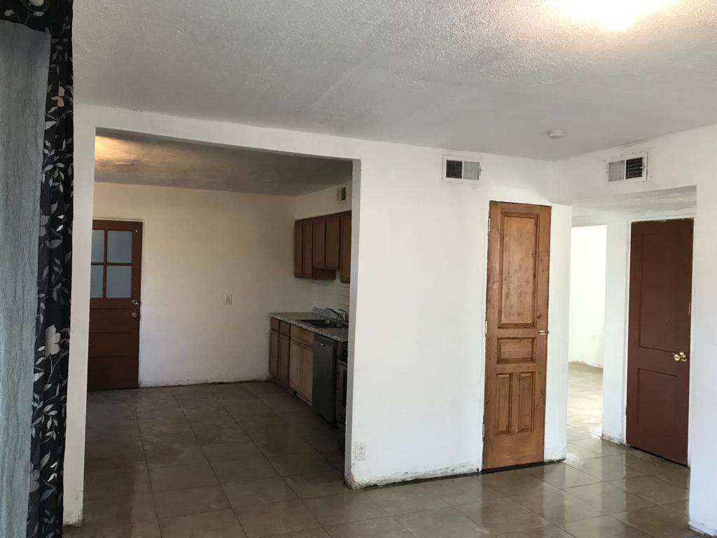 631 Dallas Street - Photo 1