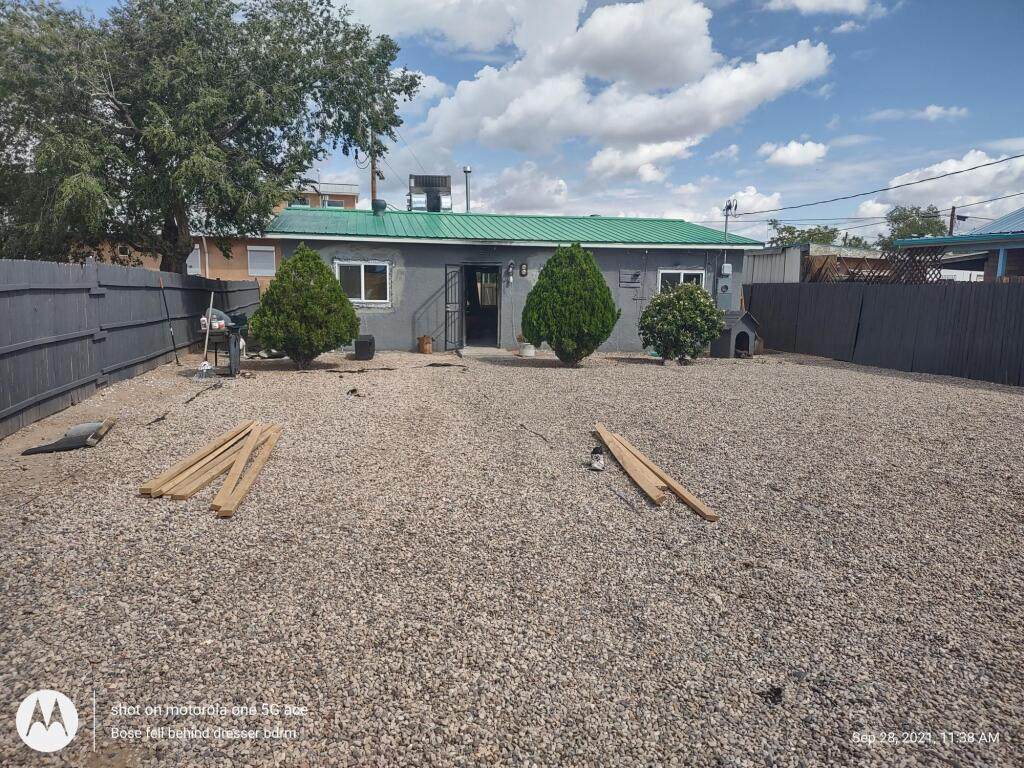 801 Towner Avenue - Photo 1