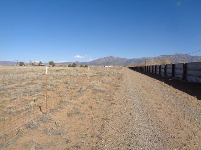 Off American Way - Photo 1
